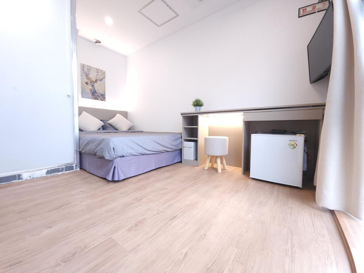 Oyo Hostel Myeongdong 2 Seoel Buitenkant foto
