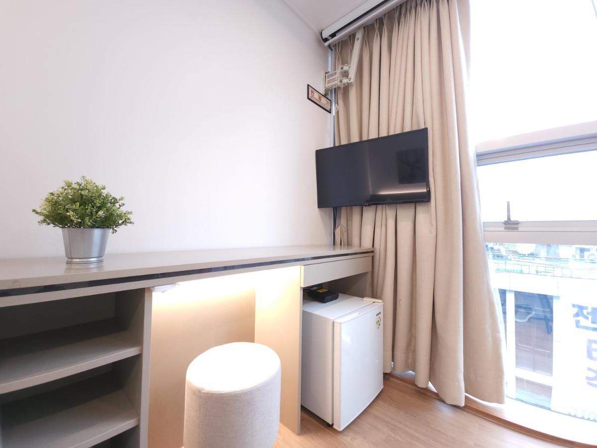 Oyo Hostel Myeongdong 2 Seoel Buitenkant foto