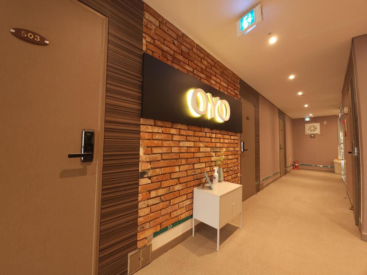 Oyo Hostel Myeongdong 2 Seoel Buitenkant foto