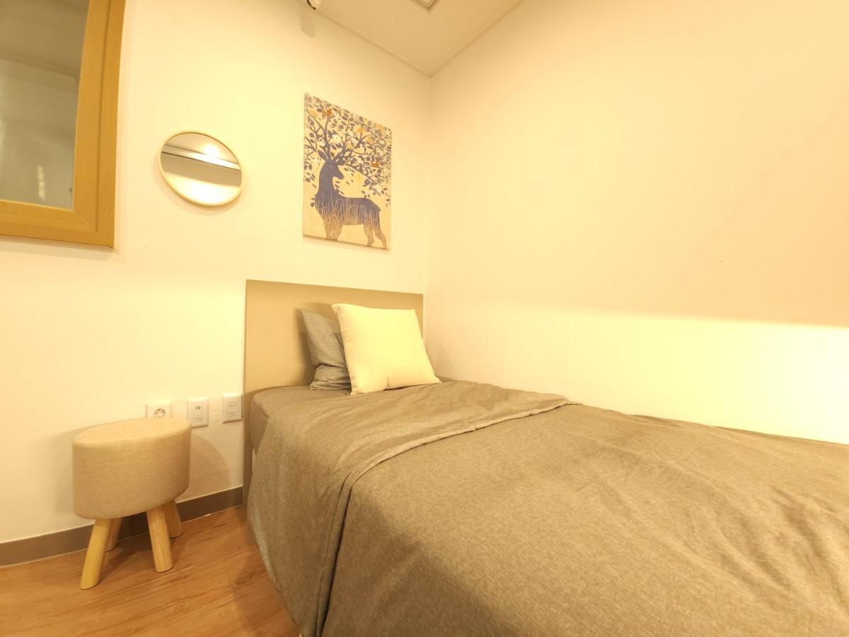 Oyo Hostel Myeongdong 2 Seoel Buitenkant foto