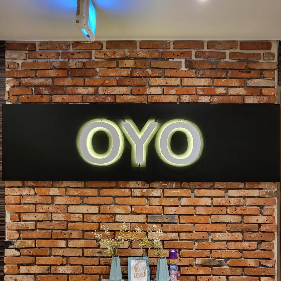 Oyo Hostel Myeongdong 2 Seoel Buitenkant foto
