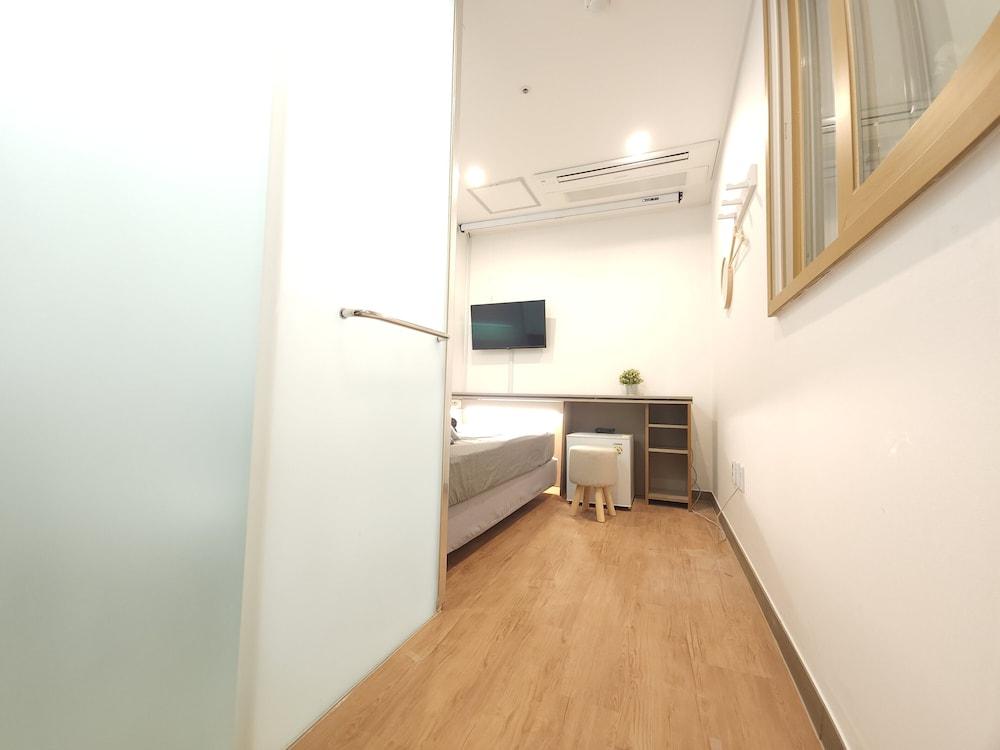 Oyo Hostel Myeongdong 2 Seoel Buitenkant foto