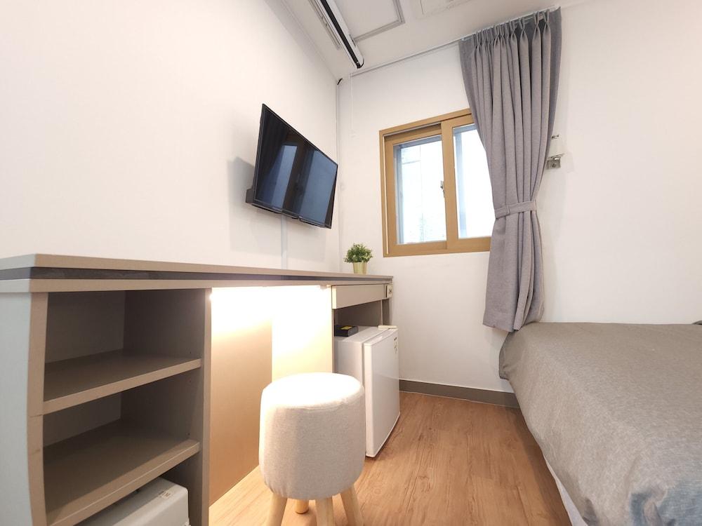 Oyo Hostel Myeongdong 2 Seoel Buitenkant foto