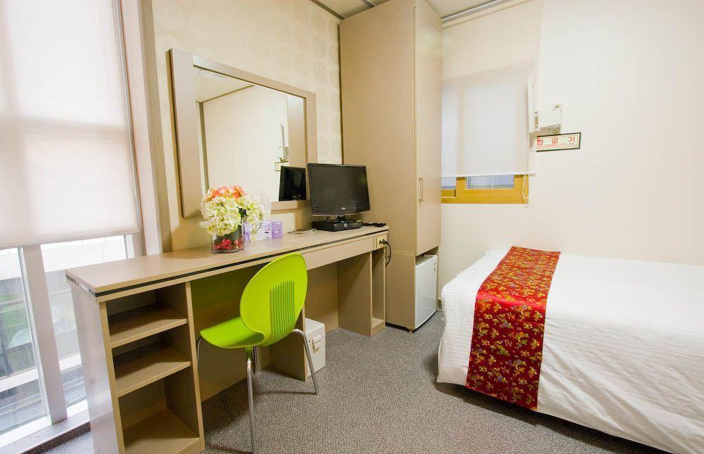 Oyo Hostel Myeongdong 2 Seoel Buitenkant foto